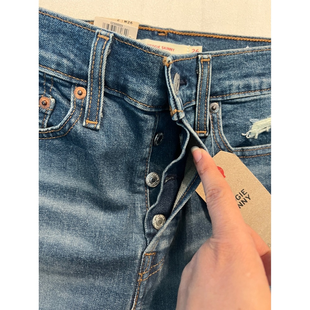 Levis Wedgie Skinny High Rise Distressed Blue Jeans Button Fly W26 L26 NWT - Picture 4 of 14